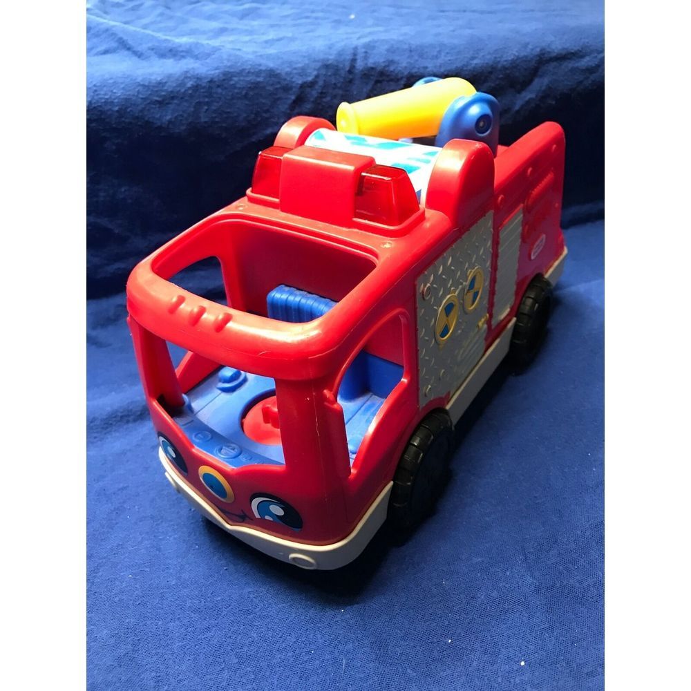 Fisher-price little people‎ red fire engine truck lights sounds moveable